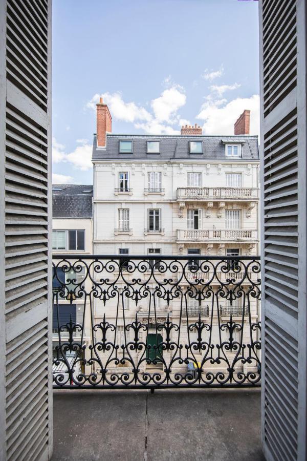 Appartement Avec Balcon A 250 M De La Gare, Hyper Centre Тур Экстерьер фото